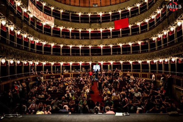 Teatro Valle Occupato Assembly