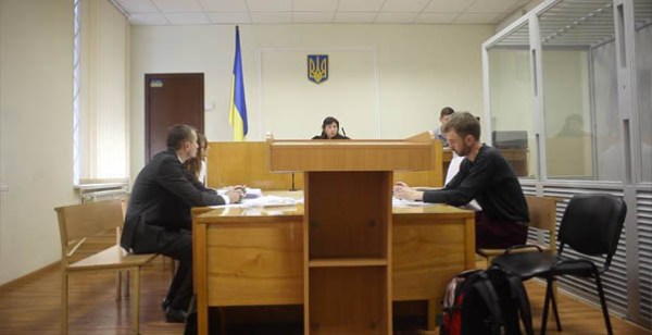 strashnyj-sud-u-pecherskomu-sudi6-copie