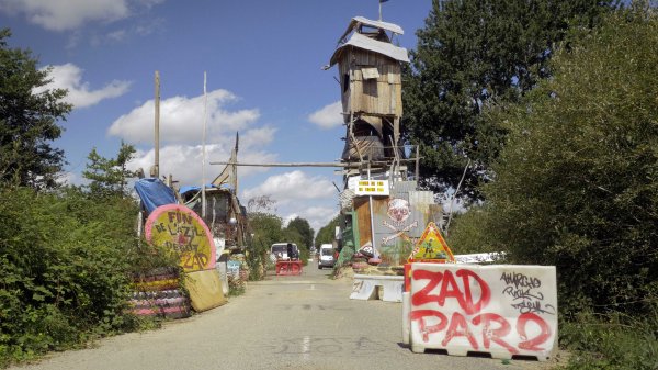 Everythings_coming_together_The_ZAD_14